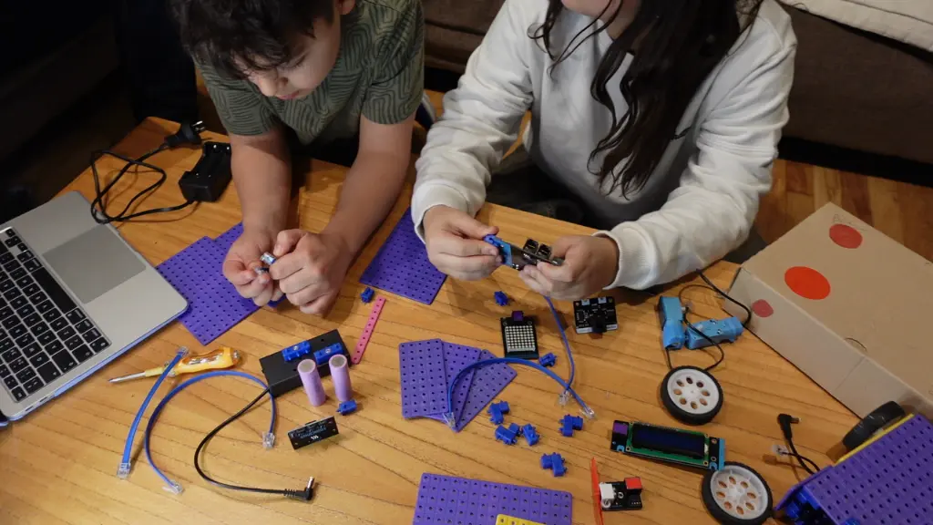 01-Creabots-SeccionDeFotos (1).webp